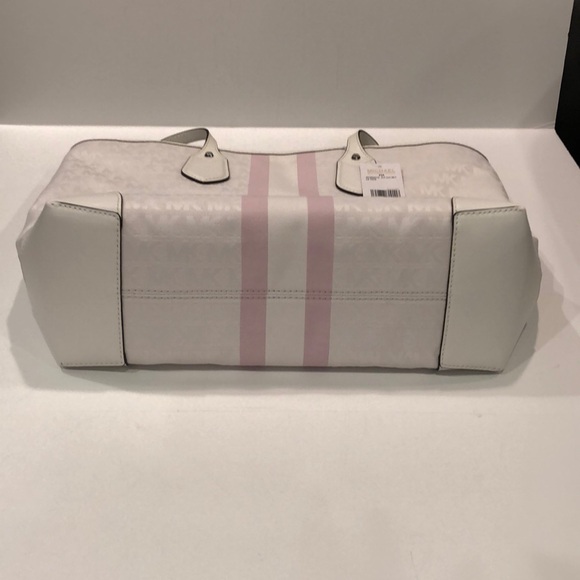 NWT - Michael Kors Large Signature Eva Striped Tote Bag  - Excellent Condition - Picture 4 of 14